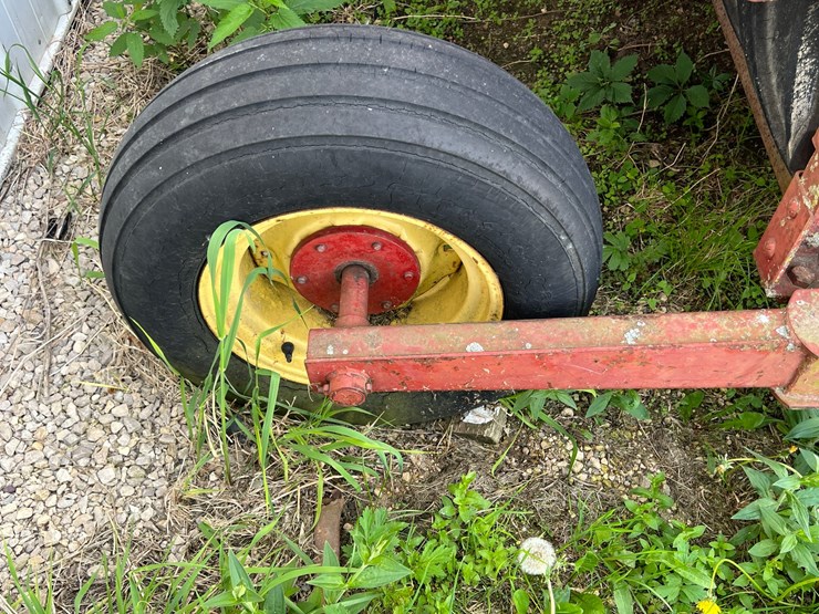 new-holland-489-image-12