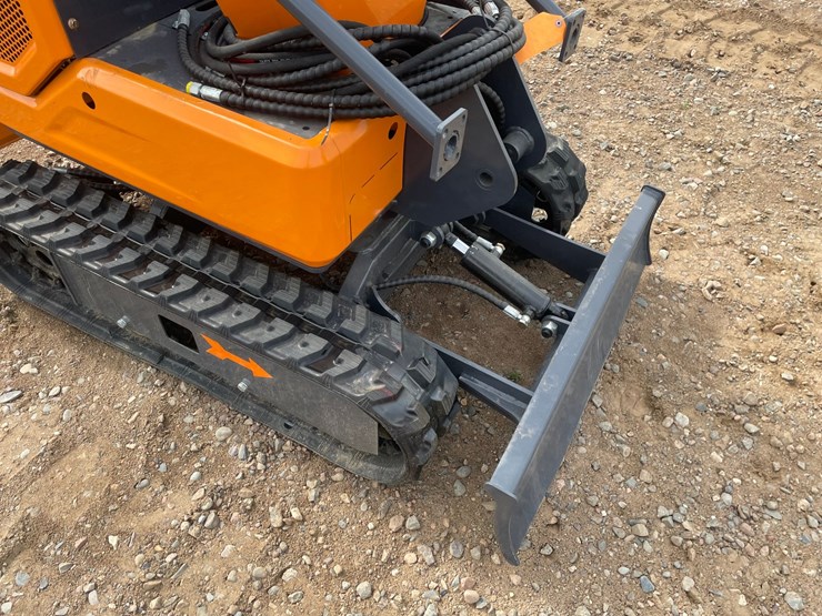 #2016-•-unused-2026-landhonor-mini-excavator-image-5