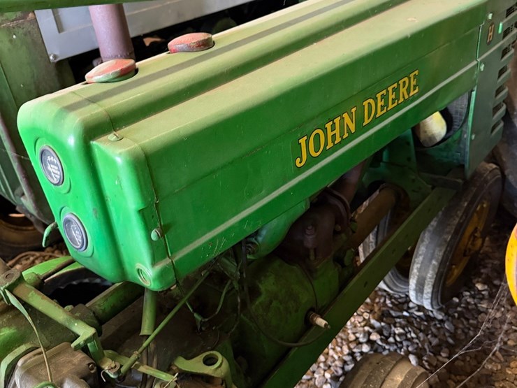 john-deere-h-image-13