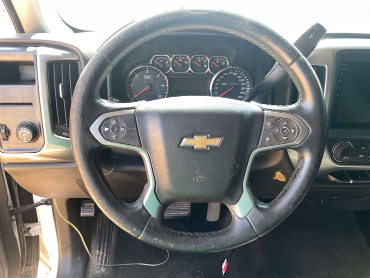 2014-chevrolet-silverado-1500-lt-image-12