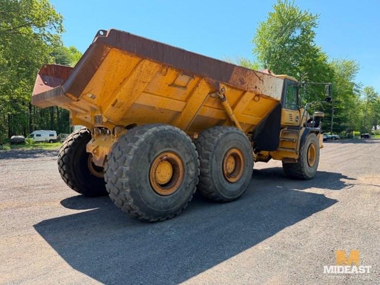 deere-400d-image-5