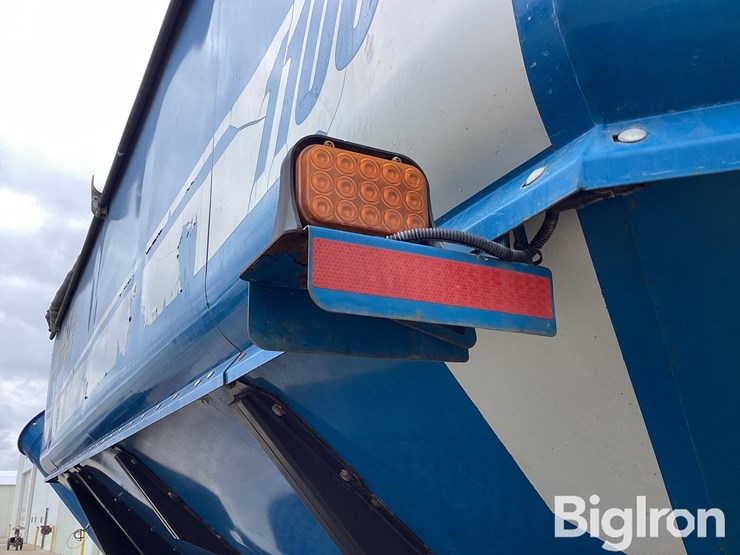 2012-kinze-1100-image-10