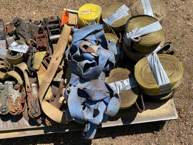 #7431-•-pallet-of-2"-ratchets-and-straps-(antigo,-wi)-image-7