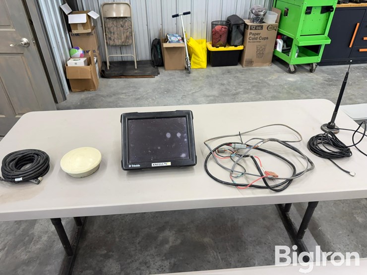 trimble-fmx-image-2