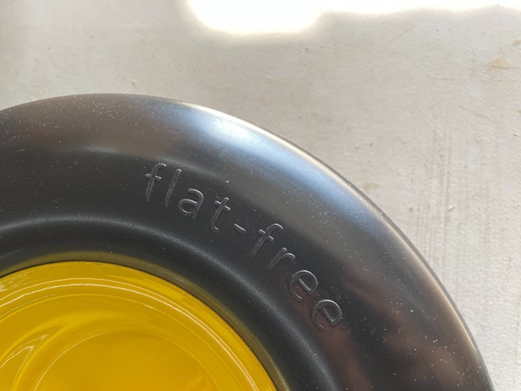 john-deere-2445-image-8