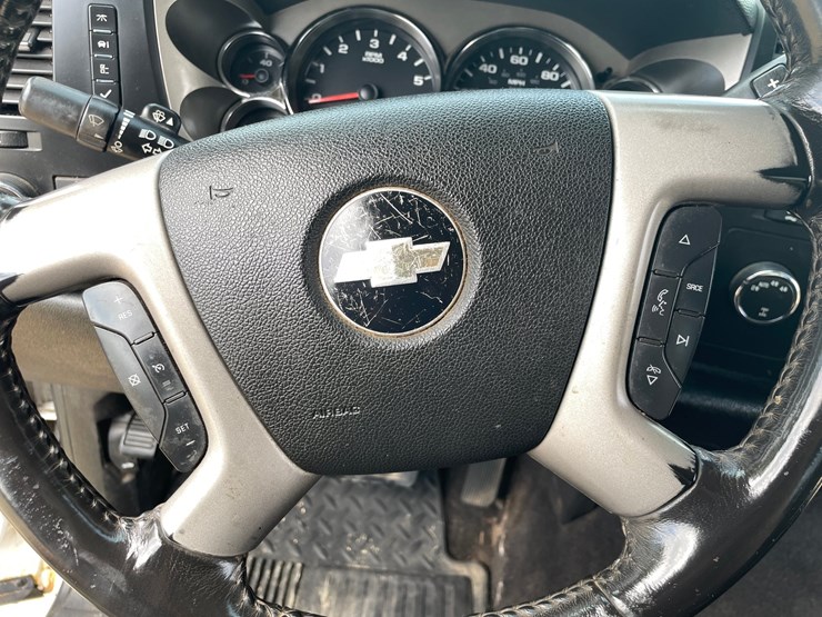 2010-chevrolet-silverado-1500-lt-image-58