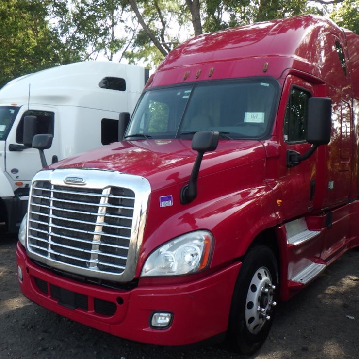 2017 FREIGHTLINER CASCADIA 125 EVOLUTION