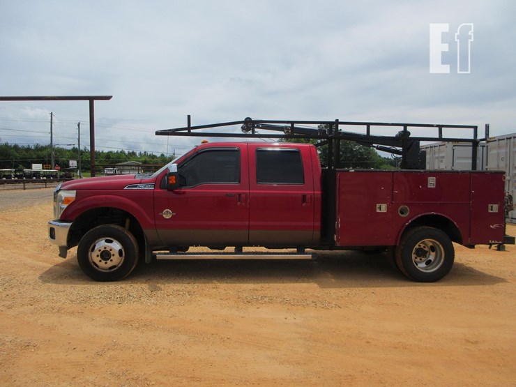 2014-ford-f350-sd-lariat-image-2