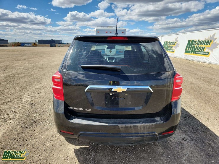 2017-chevrolet-equinox-image-7
