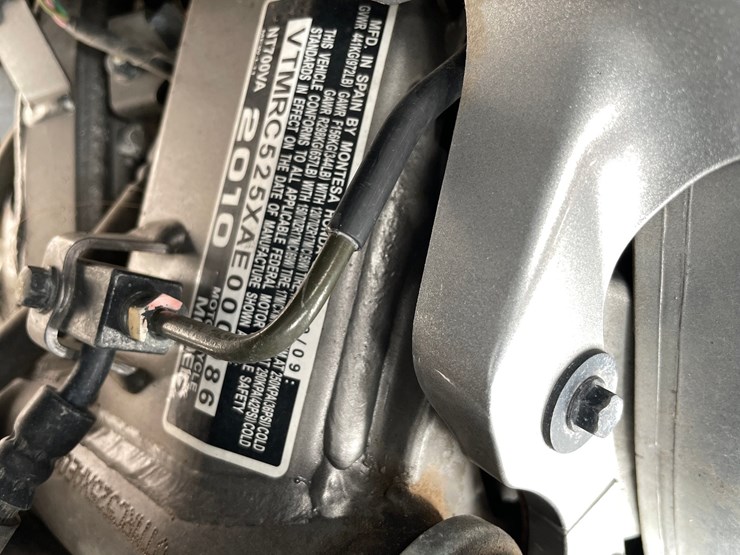 #214-•-2010-honda-touring-(has-a-nm-title)-image-33