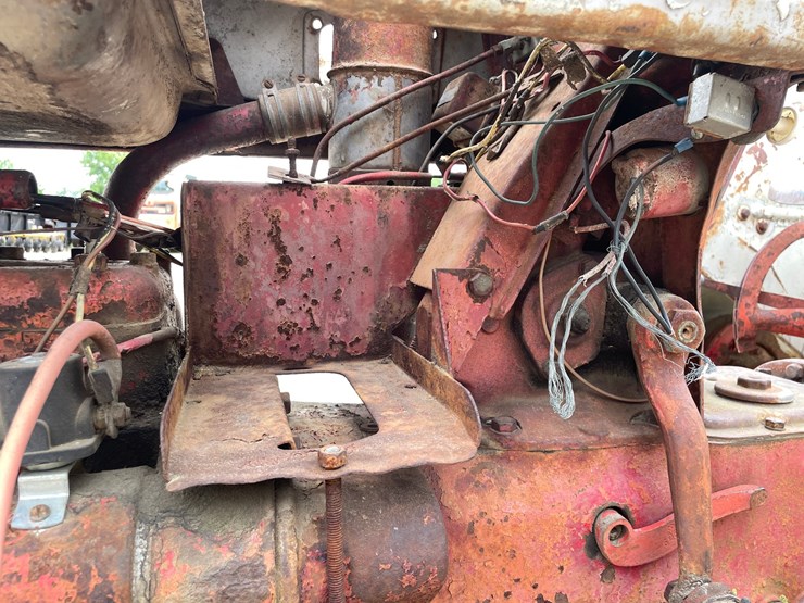 ford-8n-image-40