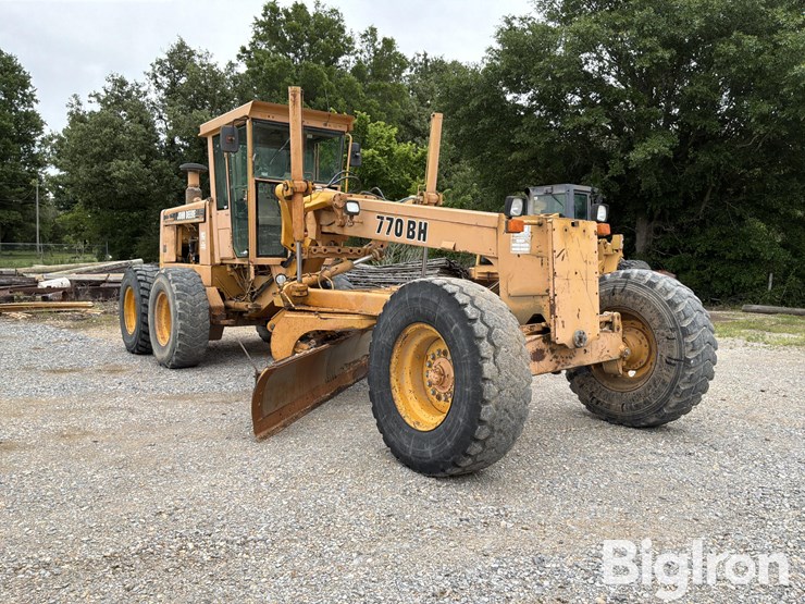 1994-deere-770bh-image-3