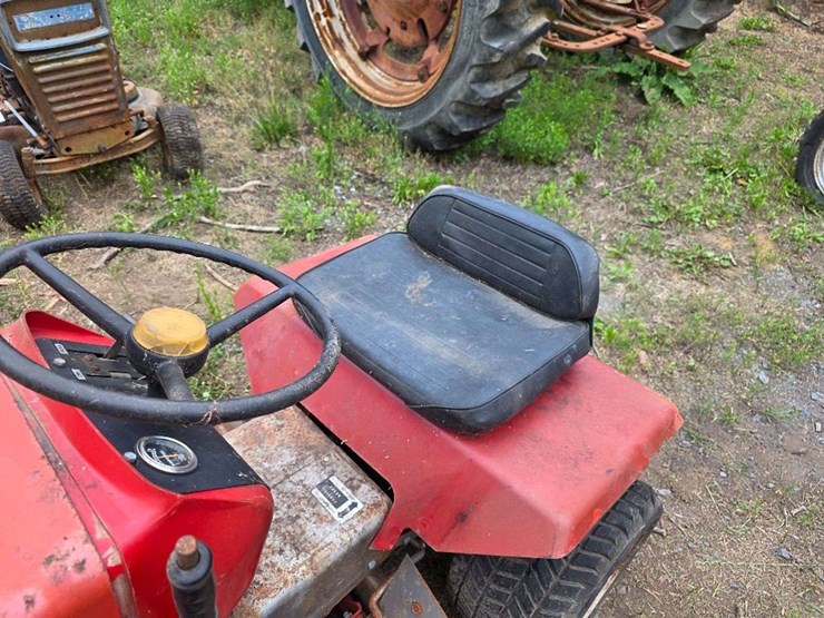 1971-massey-ferguson-7-image-7