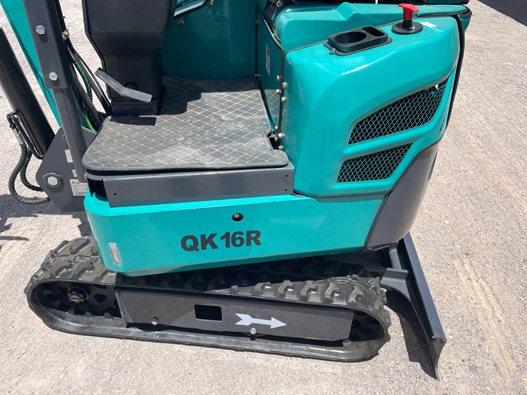 #2659-•-unused-cfg-mini-excavator-image-15