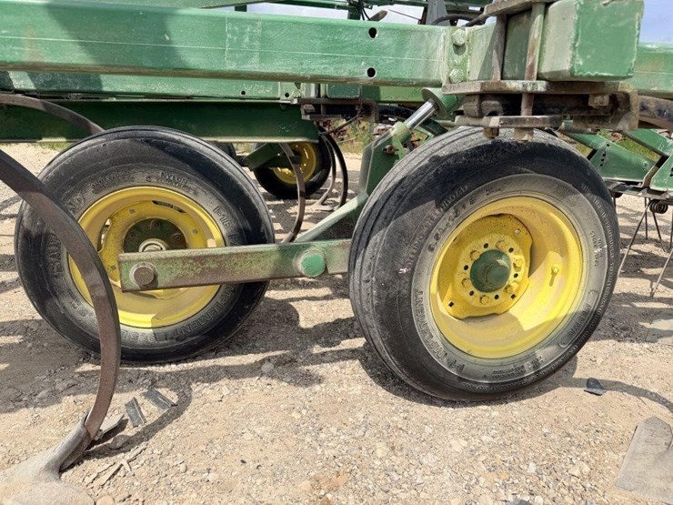 john-deere-610-image-8