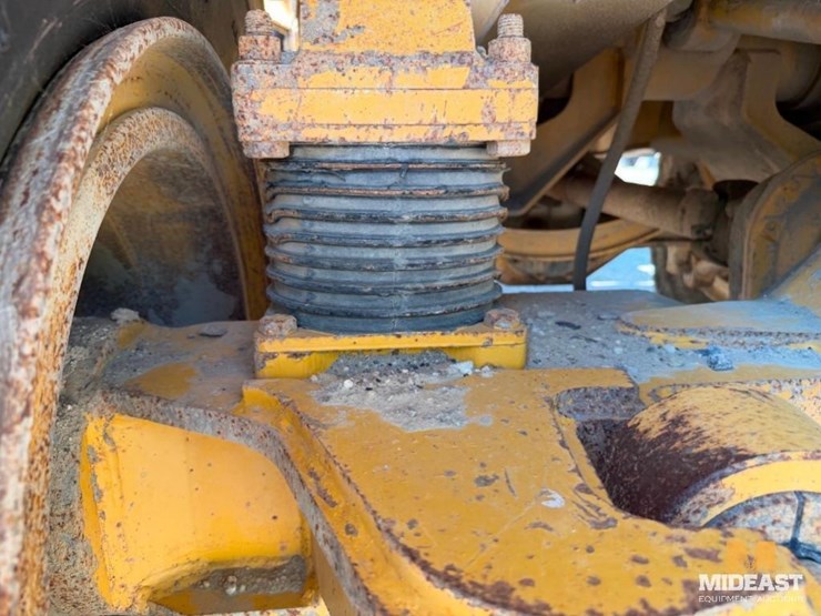 deere-400d-image-34