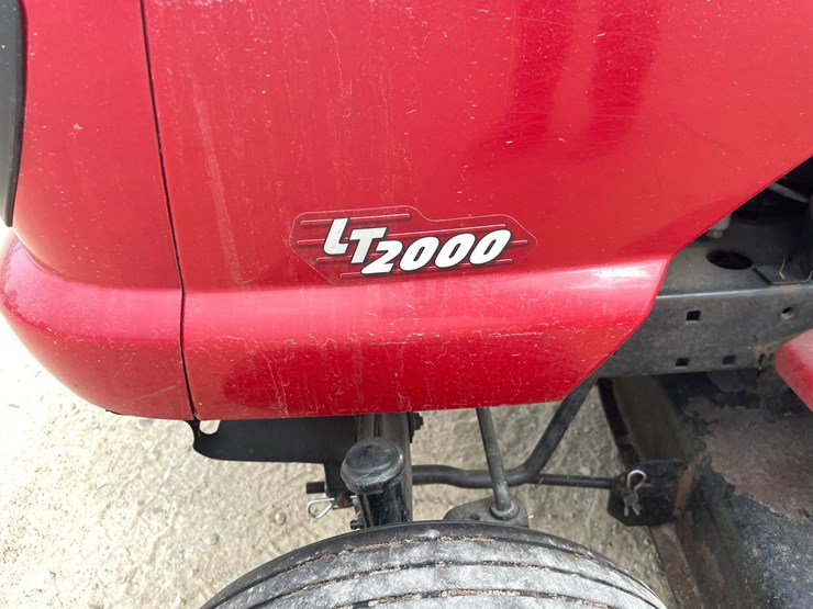 2006-craftsman-lt2000-image-8