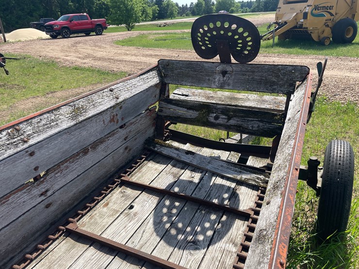 #2010-•-vintage-manure-spreader-(colfax-wi)-image-23