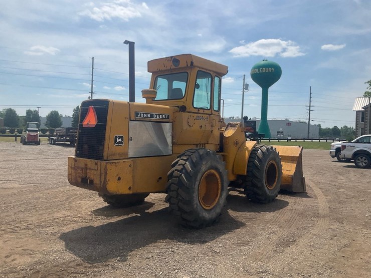 1980-john-deere-644-image-4