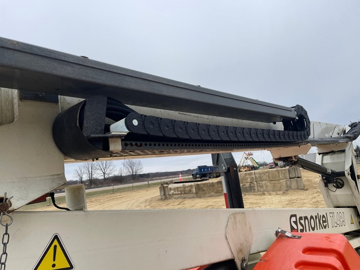 #300-•-(m-4)-2018-snorkel-tl49j-towable-boom-lift-image-21