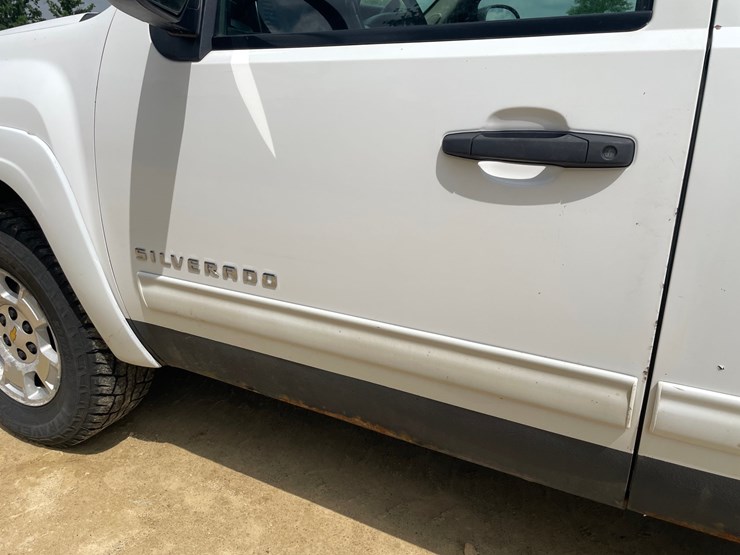 2010-chevrolet-silverado-1500-lt-image-17