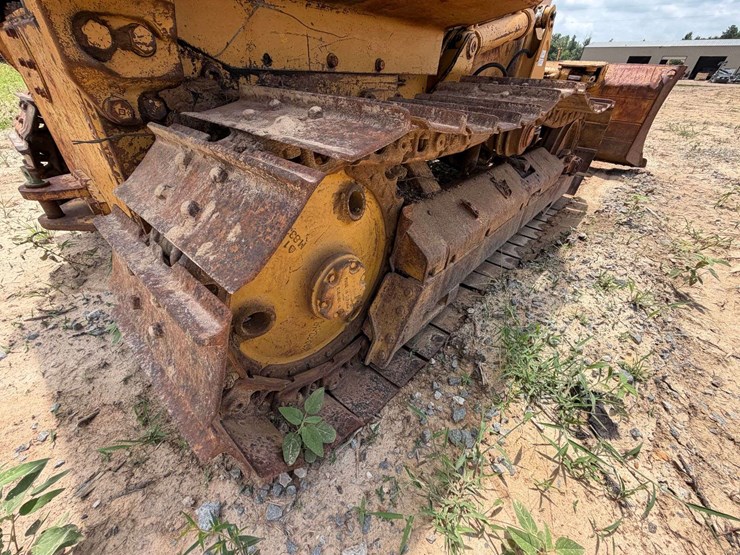 caterpillar-d3c-image-12
