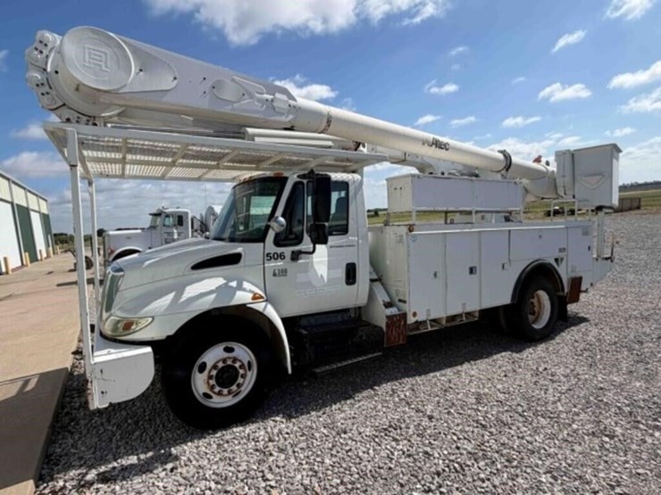 2005-international-durastar-4300-image-1