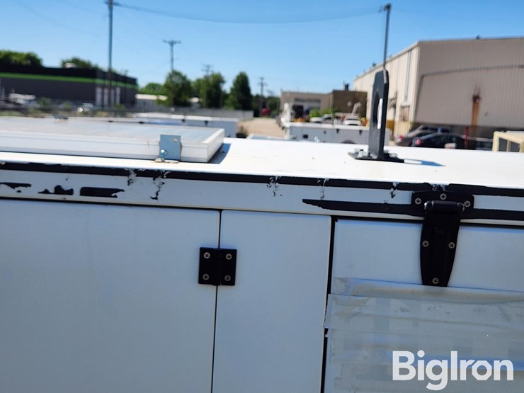 2015-generac-mmg251f4-22kw-portable-generator-image-12