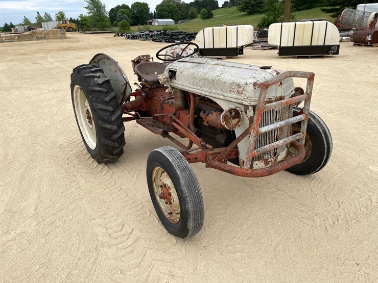 ford-8n-image-3