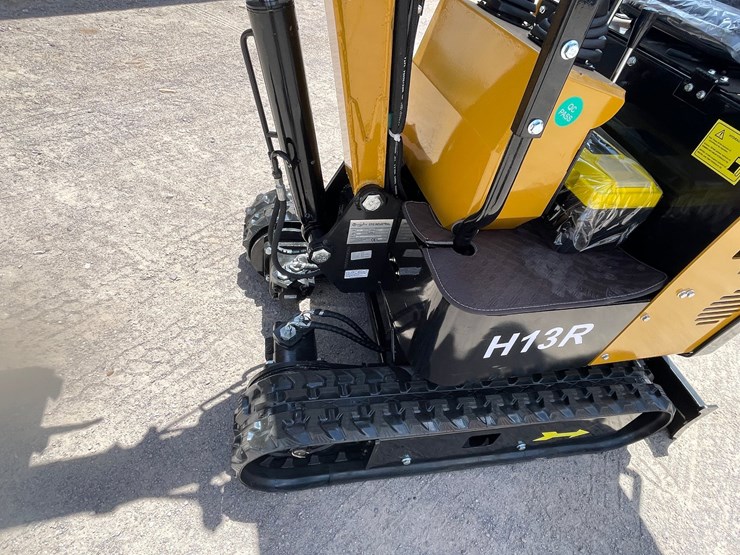 #2651-•-unused-cfg-mini-excavator-image-18