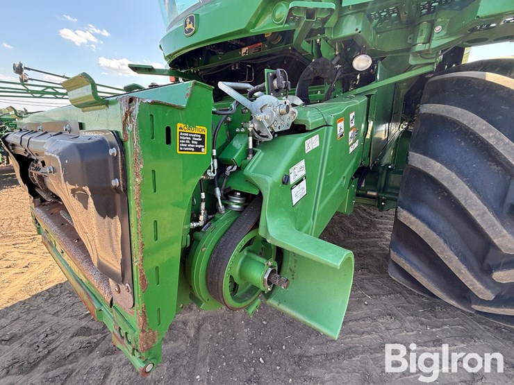 2020-john-deere-s790-image-9