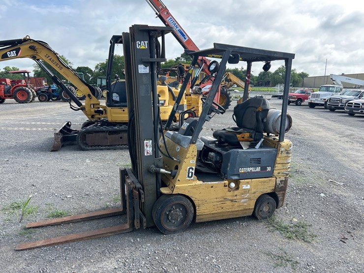 caterpillar-gc15-image-1