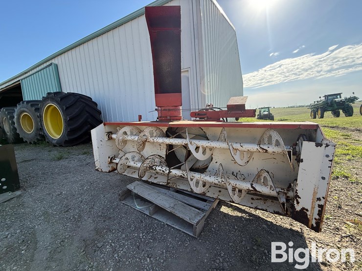 mckee-bros,-limited-750-3-pt-2-stage-snow-blower-image-12