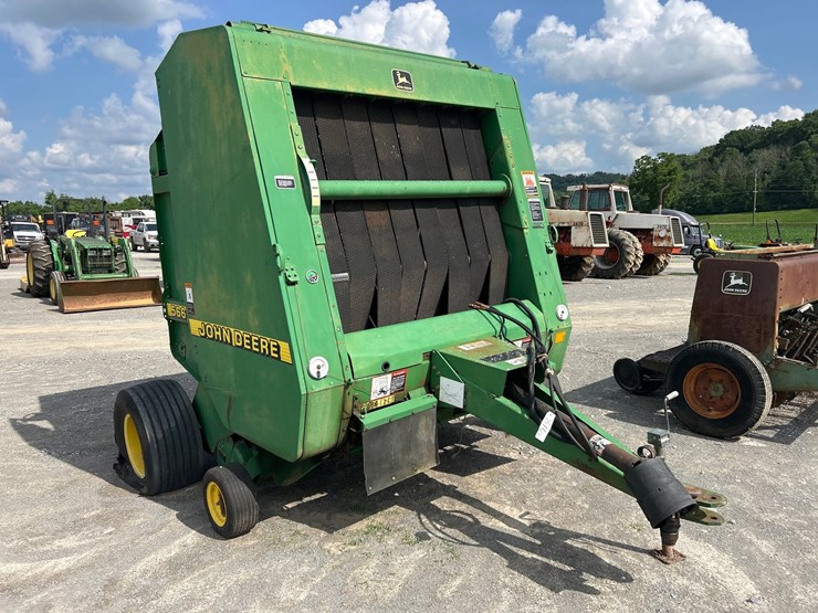 john-deere-566-image-5