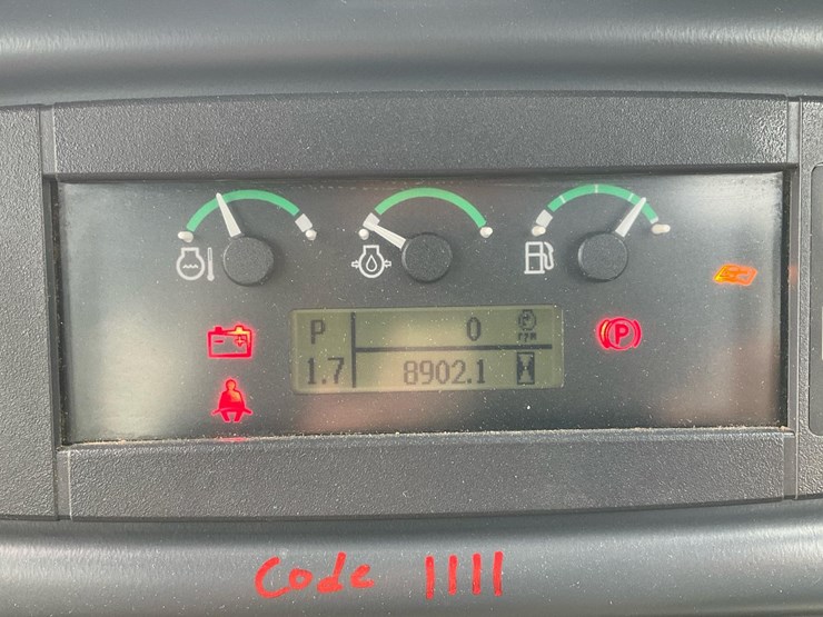 2014-deere-650k-xlt-image-48