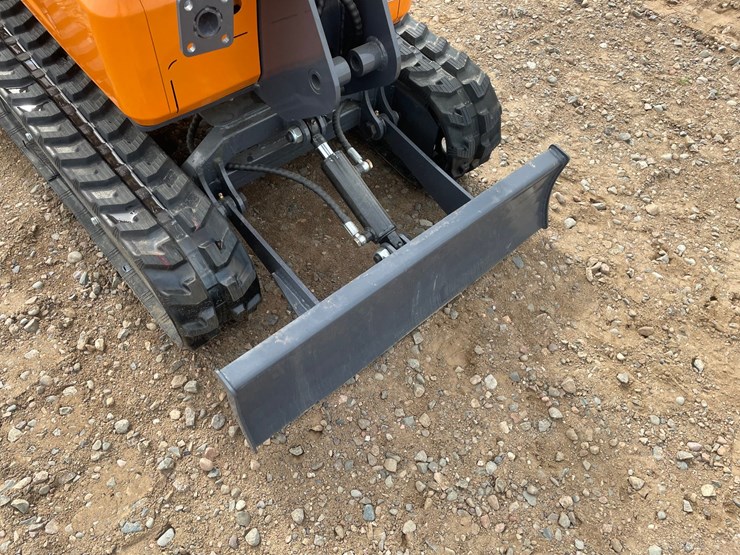 #2015-•-unused-2026-landhonor-mini-excavator-image-5