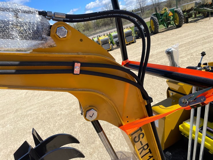 #1102-•-new-ats-rt15r-mini-excavator-image-26