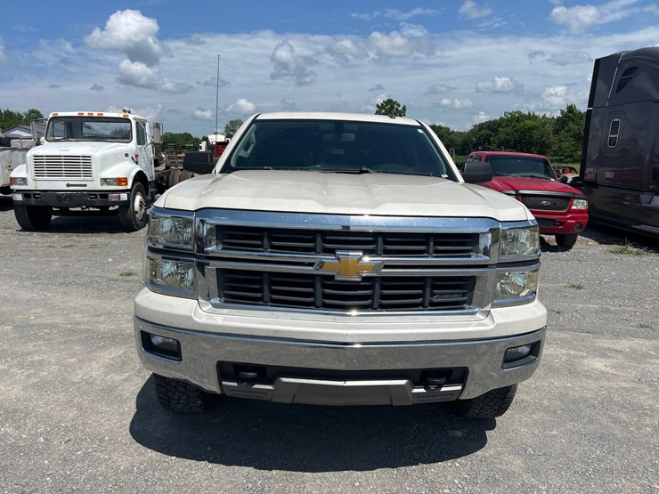 2014-chevrolet-silverado-1500-image-3