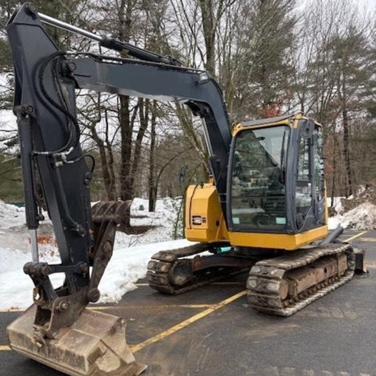 2011 DEERE 75D