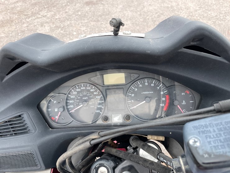 #213-•-2010-honda-touring-(has-a-nm-title)-image-29
