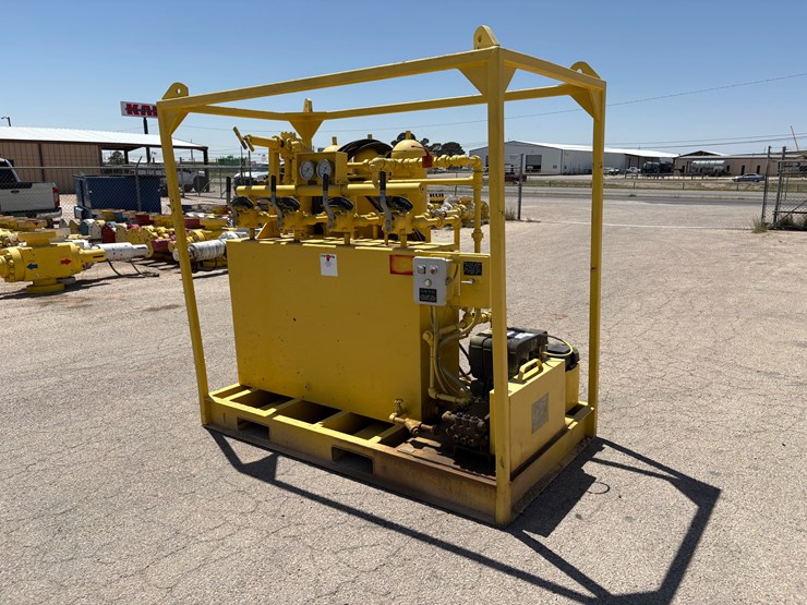 meyer-4-station-closing-unit,-skidded-image-6