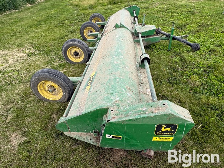 john-deere-120-image-4