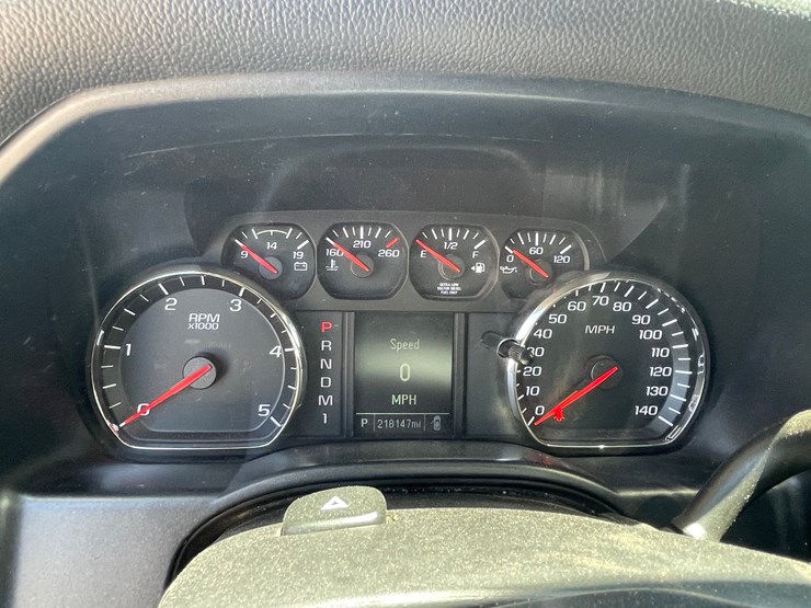 2016-chevrolet-silverado-3500-image-61