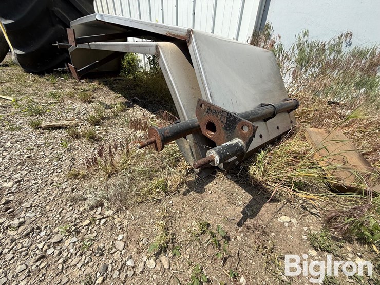 shop-built-stainless-steel-truck-fenders-image-9