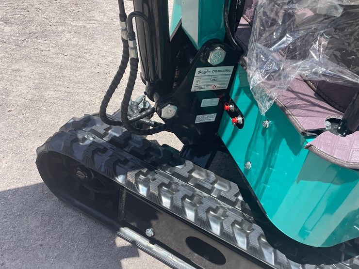 #2656-•-unused-cfg-mini-excavator-image-25