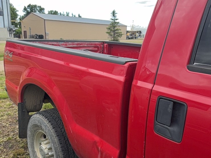 2001-ford-f350-image-15