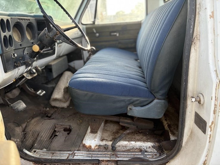 1975-chevrolet-c60-image-12