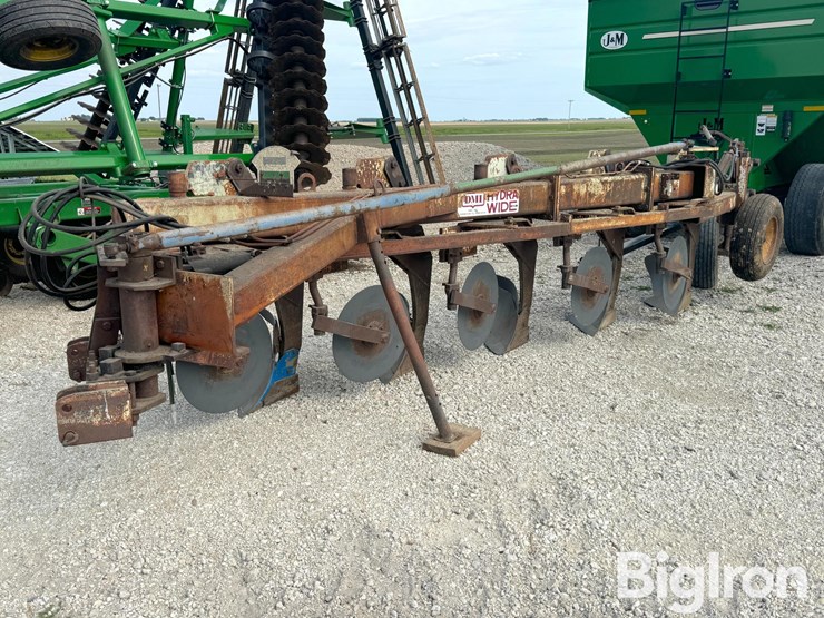 dmi-5-bottom-plow-image-1