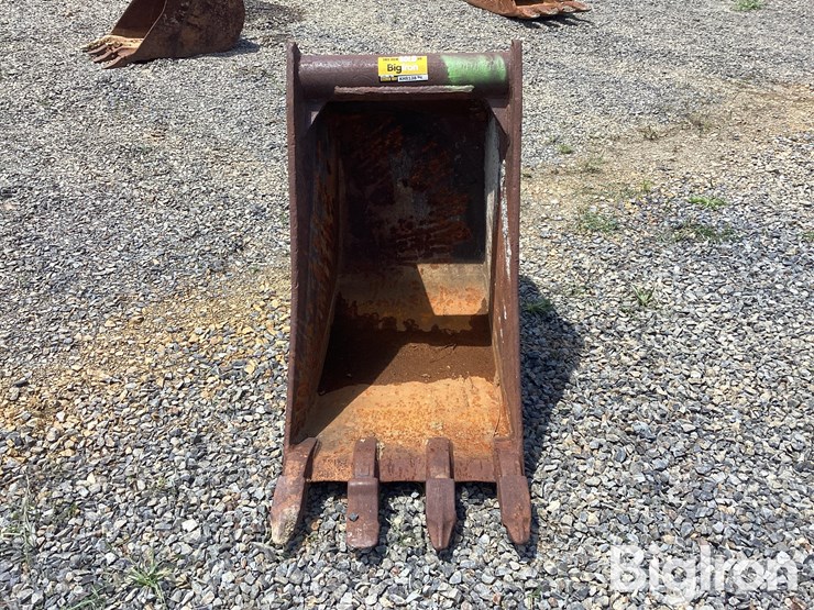 cp-24”-excavator-bucket-image-2