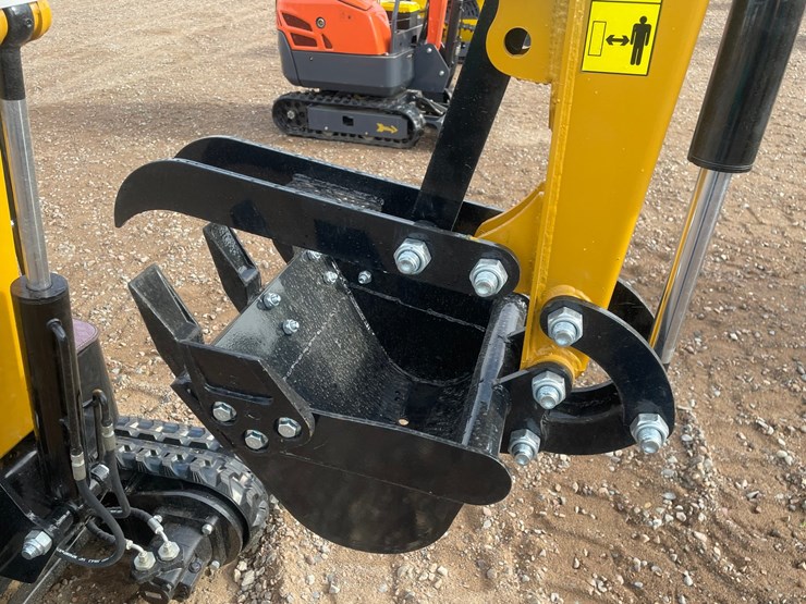#2036-•-2026-cfg-h13r-mini-excavator-image-5
